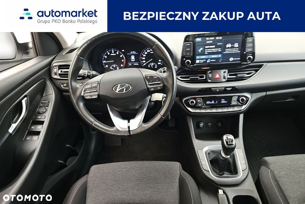 Hyundai i30 1.5 DPI Smart - 11