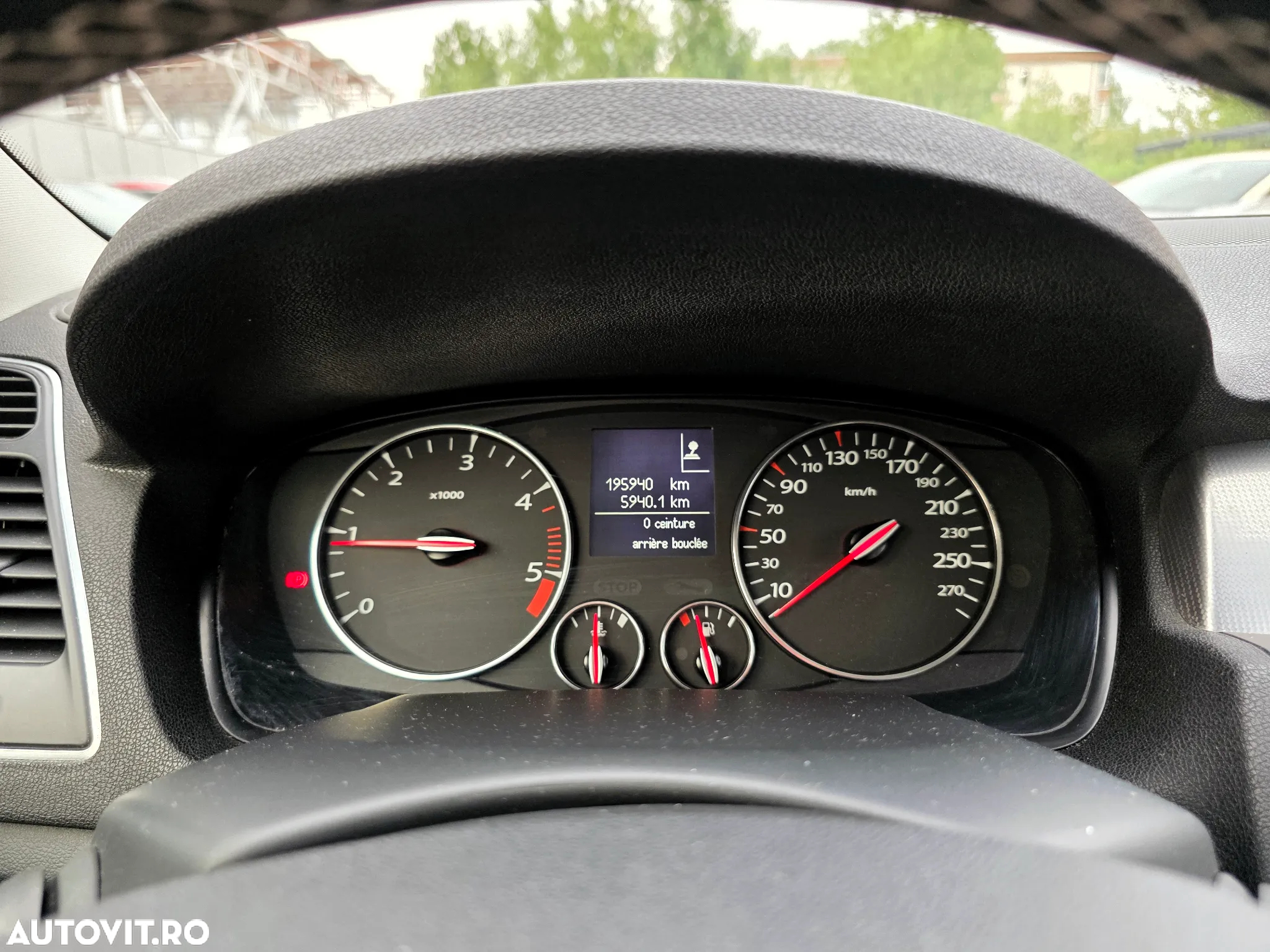 Renault Laguna dCi 110 FAP Bose Edition - 26