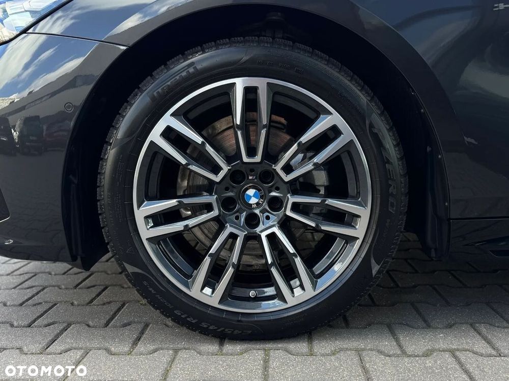 BMW Seria 5 520d xDrive mHEV M Sport - 16