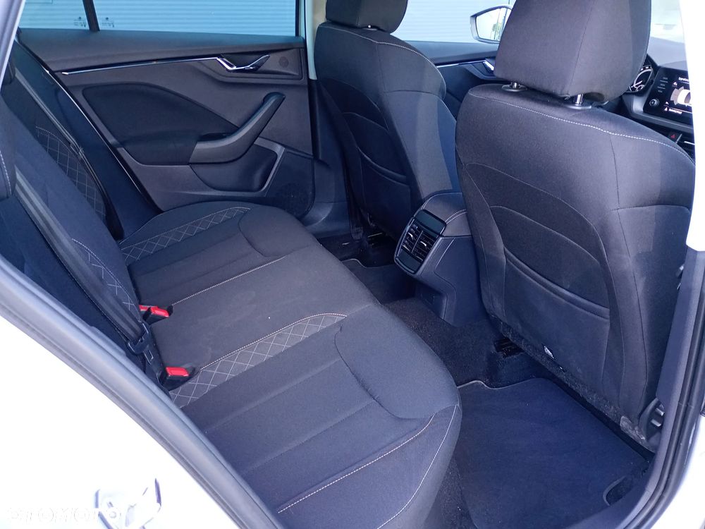 Skoda Kamiq 1.0 TSI Ambition - 8