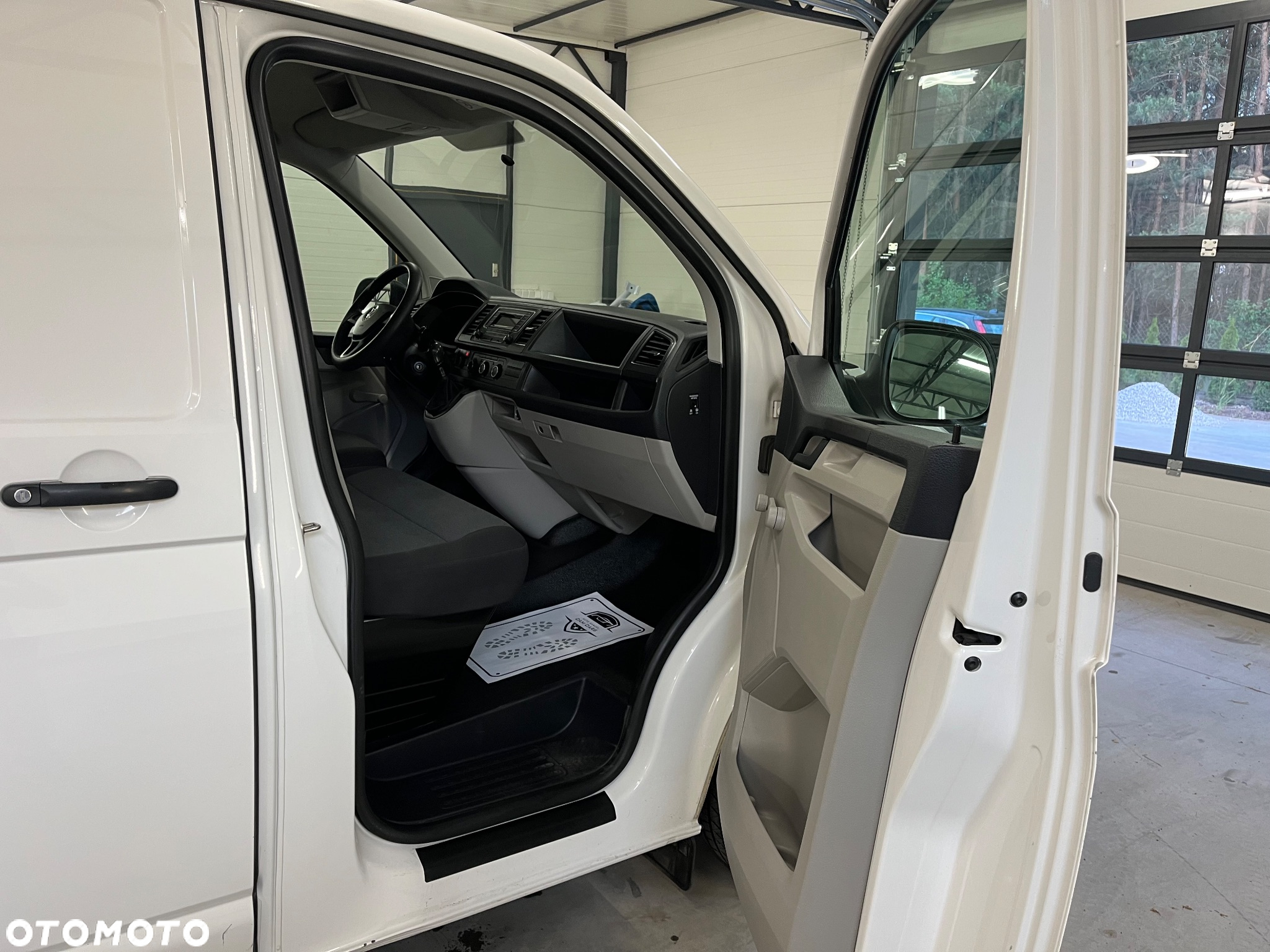 Volkswagen Transporter T6 Lang EU6 Plus Trendline - 17