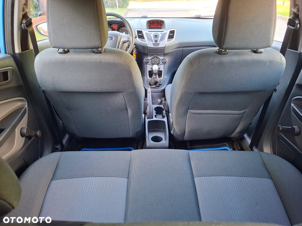 Ford Fiesta 1.25 Silver X - 13