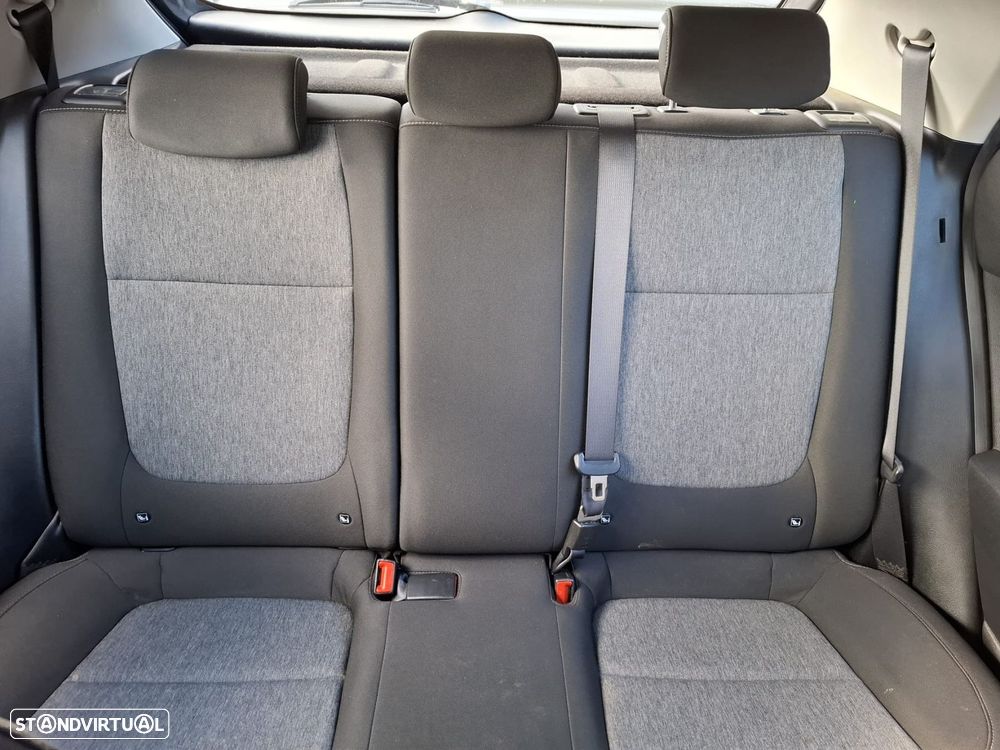 Kia Stonic 1.0 T-GDI Urban - 22