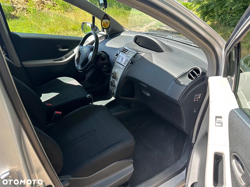 Toyota Yaris 1.3 Automatik Sol - 5