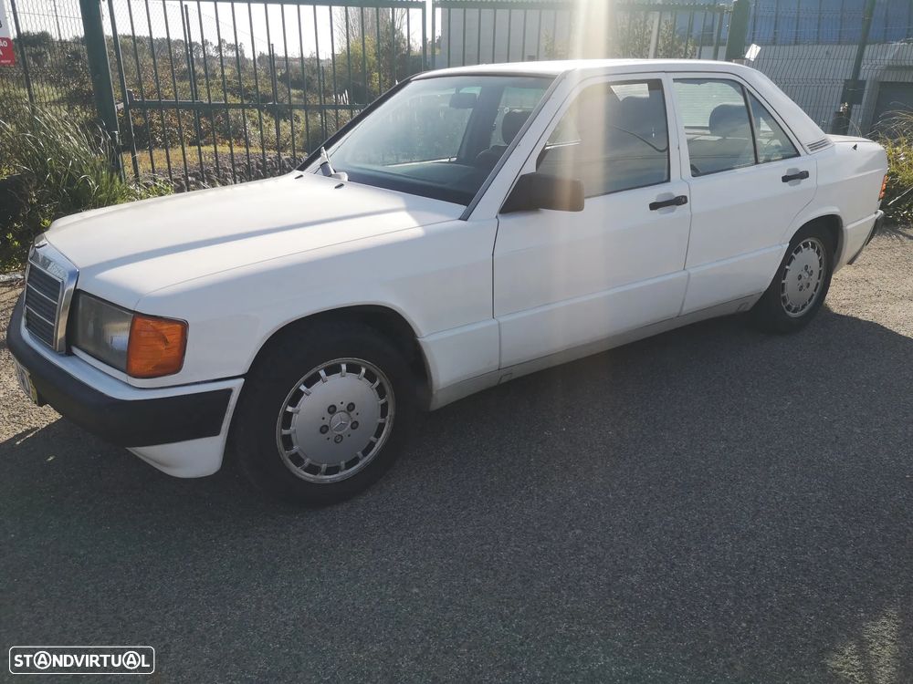 Mercedes-Benz W201 (1982-1993) 190 D 2.0 - 1