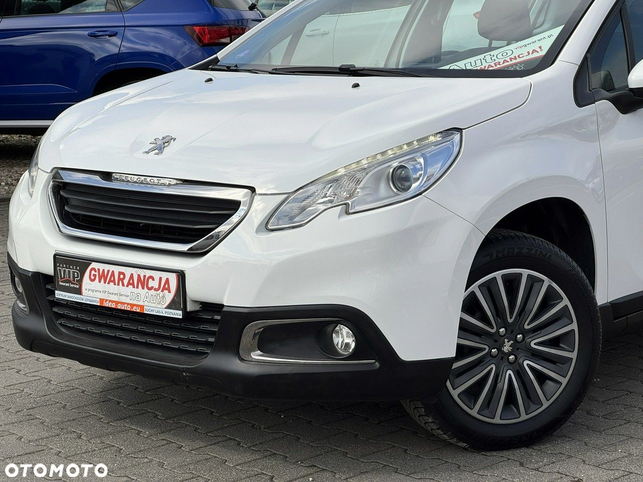 Peugeot 2008 1.2 Pure Tech Active - 12