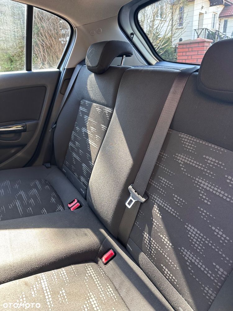 Opel Corsa 1.2 16V Enjoy - 8