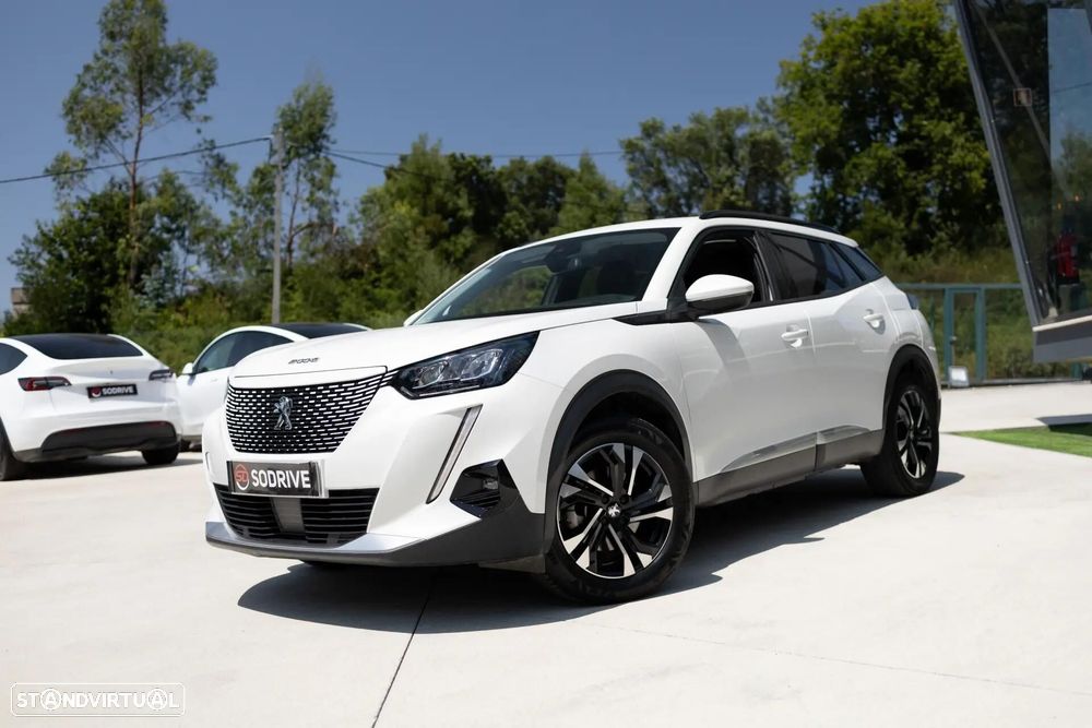 Peugeot e-2008 Allure - 8