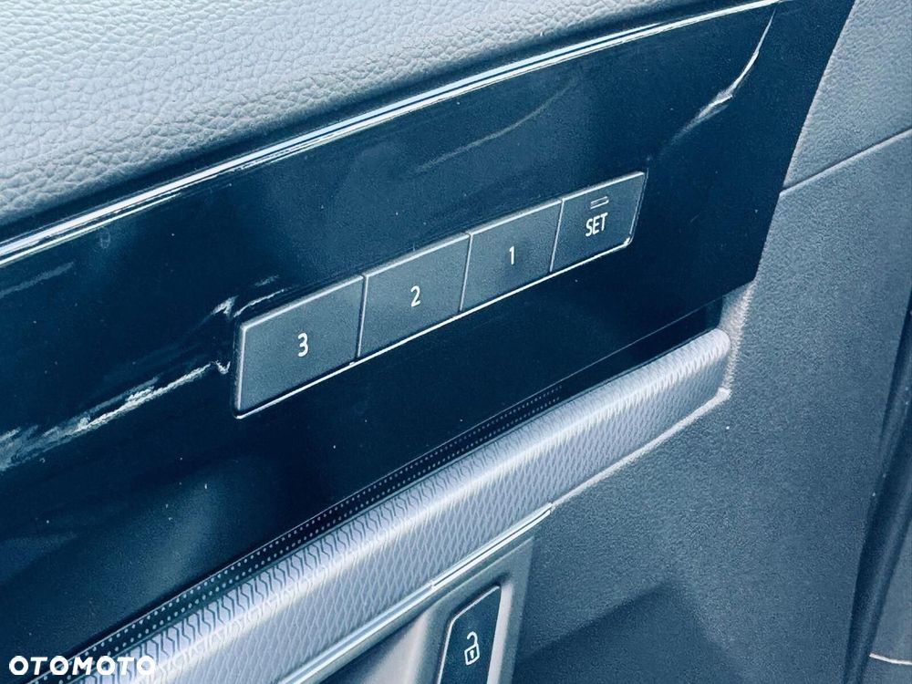 Volkswagen Touareg 3.0 V6 TFSI 4Motion R-Line - 15
