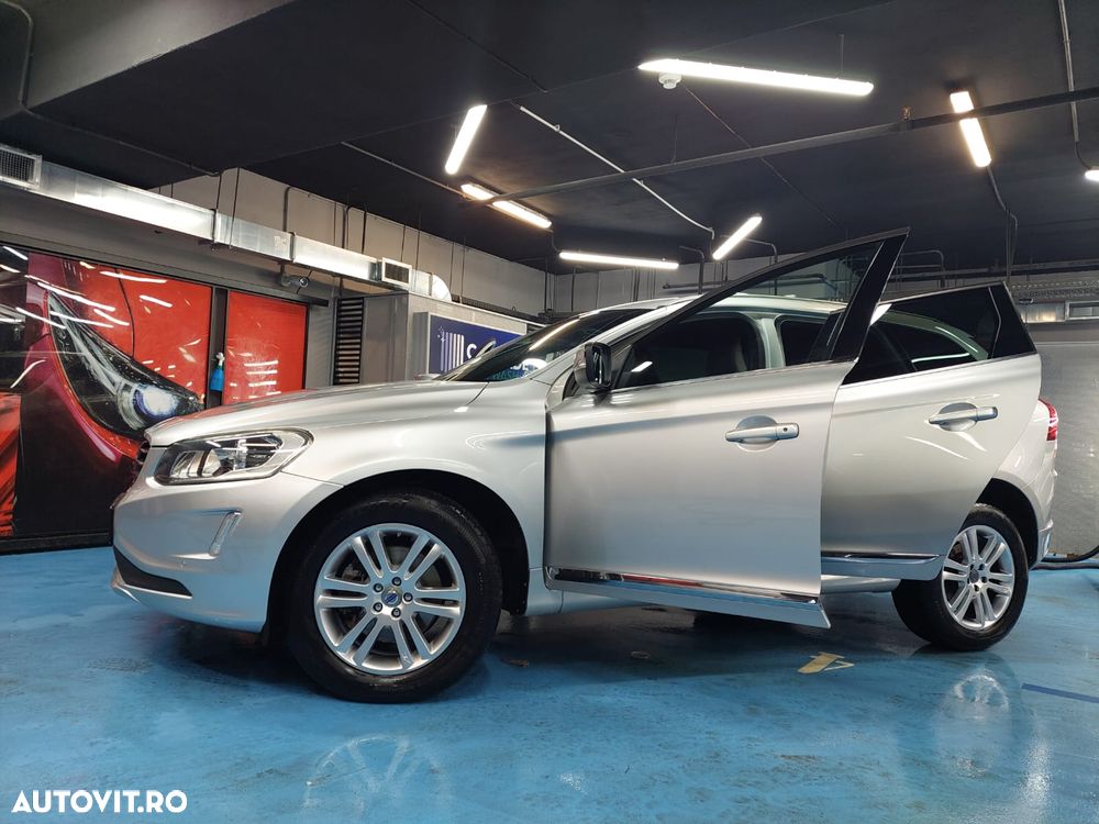 Volvo XC 60 T5 Geartronic Momentum - 15