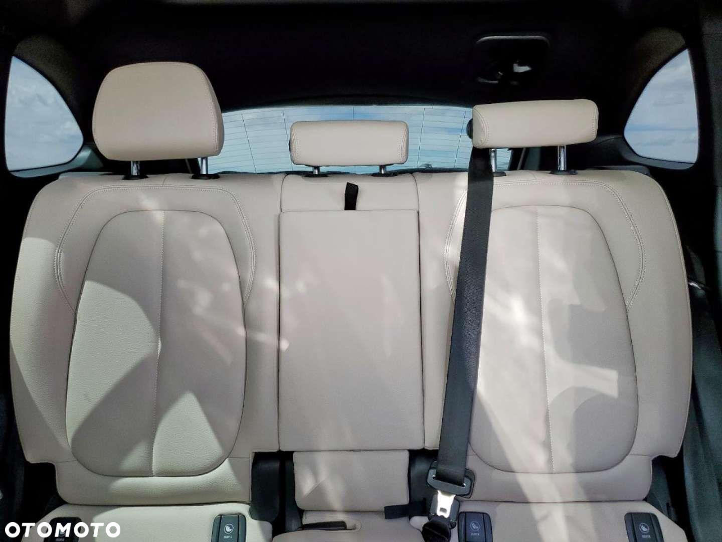 BMW X1 - 11