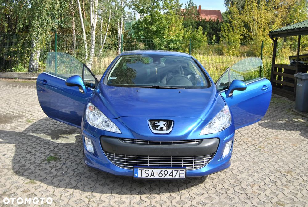 Peugeot 308 - 8