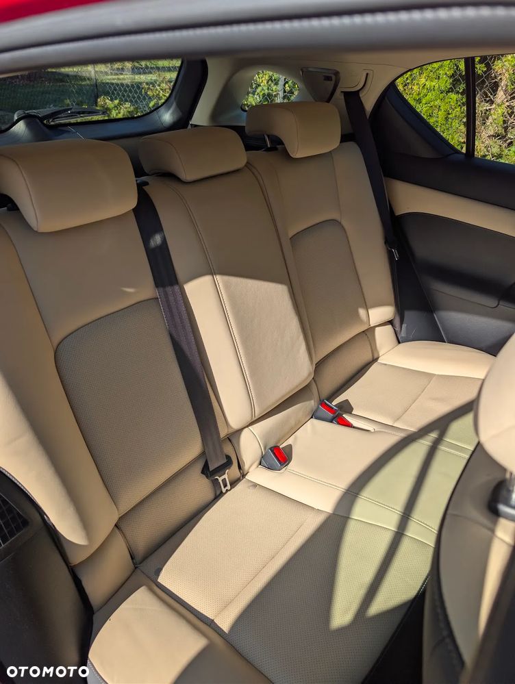 Lexus CT - 4