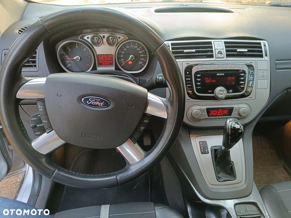 Ford Kuga 2.0 TDCi 4x4 Trend - 22