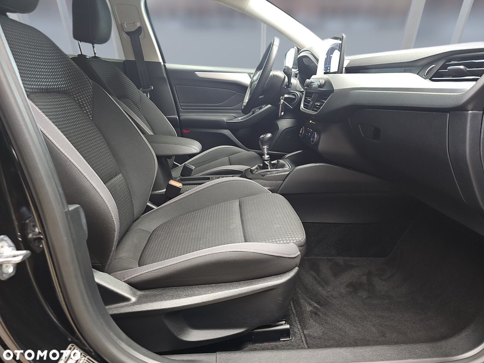 Ford Focus - 16