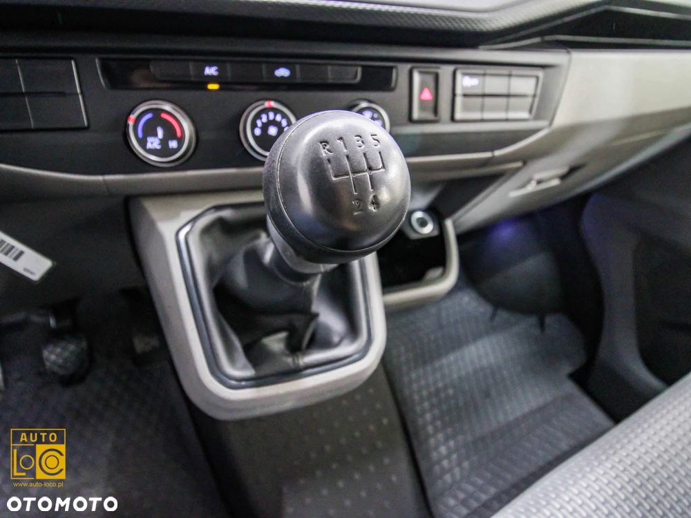 Volkswagen TRANSPORTER BRYGADÓWKA 6 OSÓB - 19
