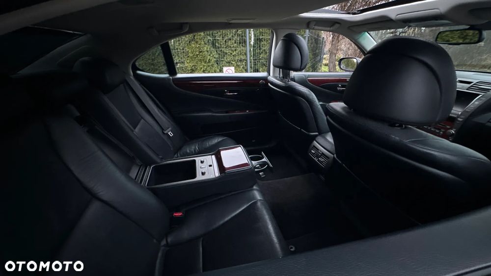 Lexus LS 460 Elegance - 37