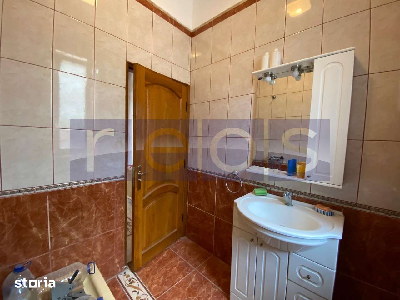 Photo 7 of Casa 7 bedroom in Strada Epigonilor
