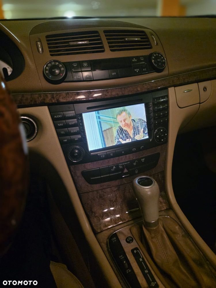 Mercedes-Benz Klasa E 320 CDI Avantgarde - 26