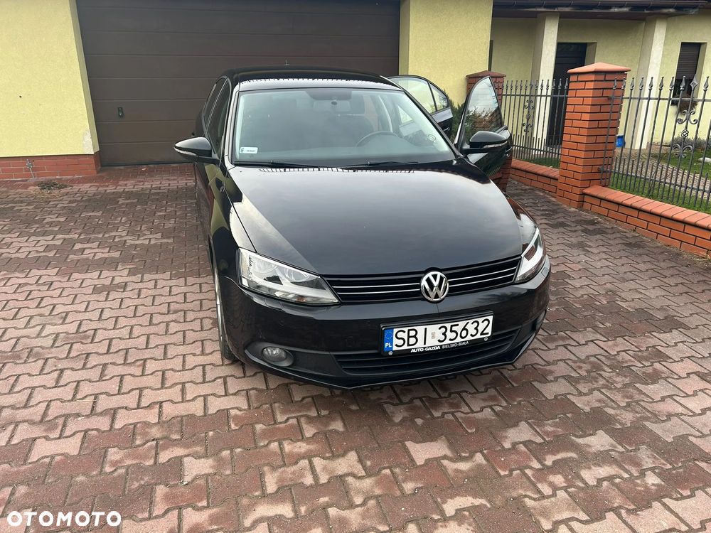 Volkswagen Jetta 1.4 TSI Comfortline - 3