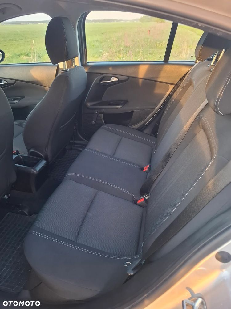 Fiat Tipo 1.4 16v Easy - 10