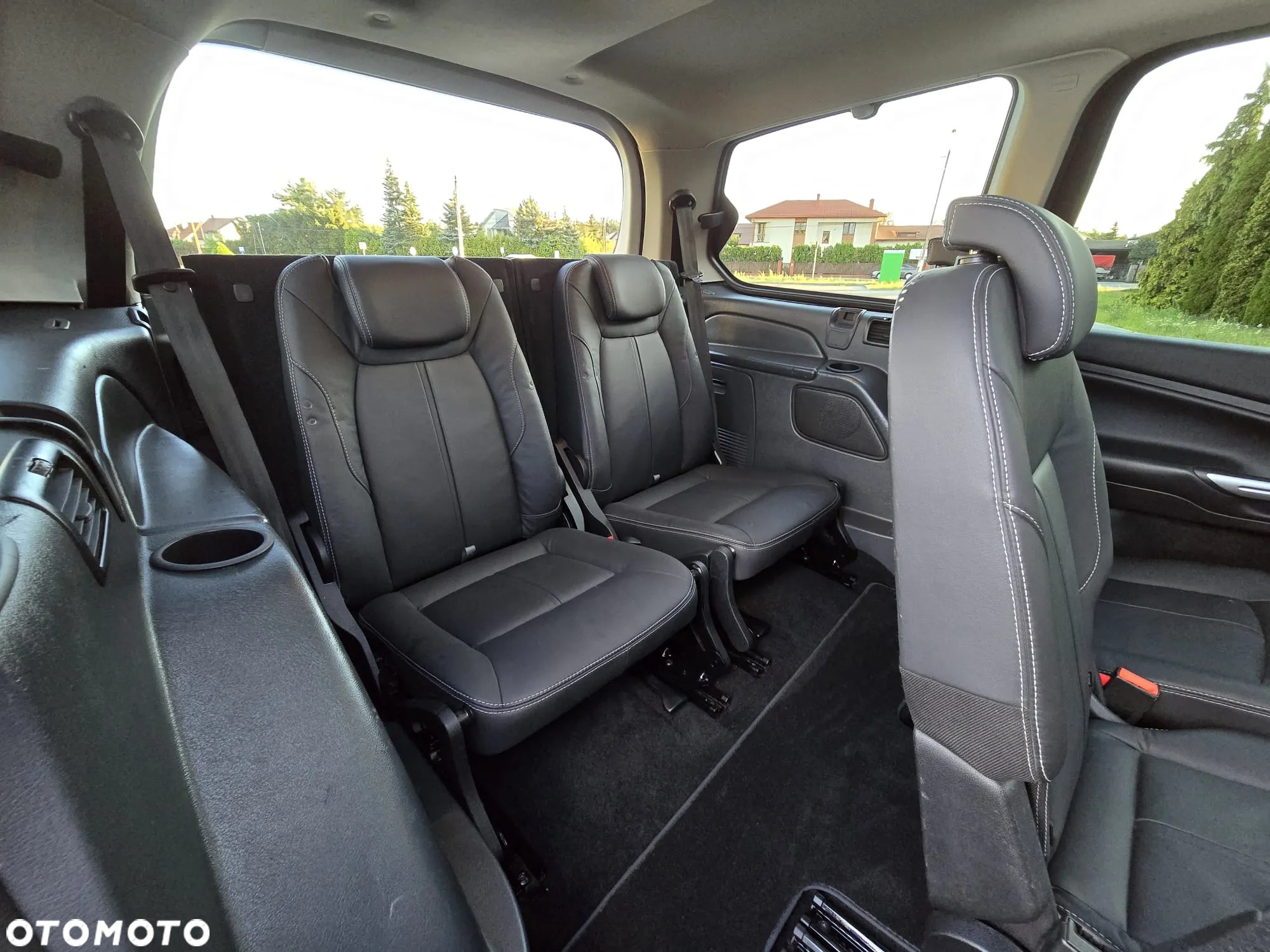Ford Galaxy 2.0 TDCi DPF Titanium - 37