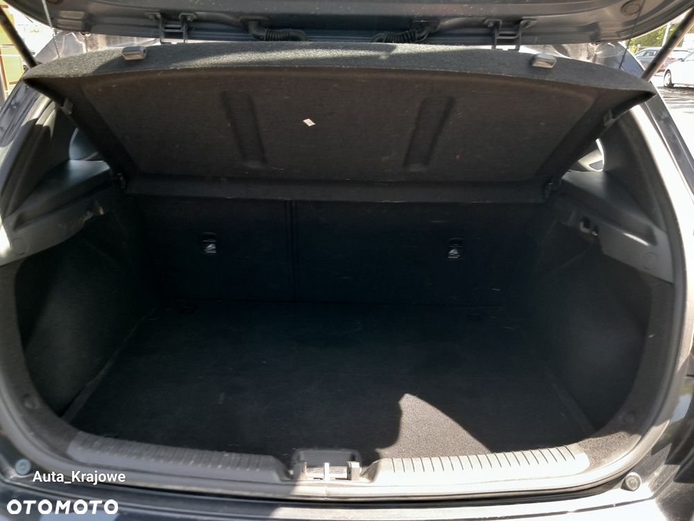 Hyundai i30 1.5 DPI Classic + - 24