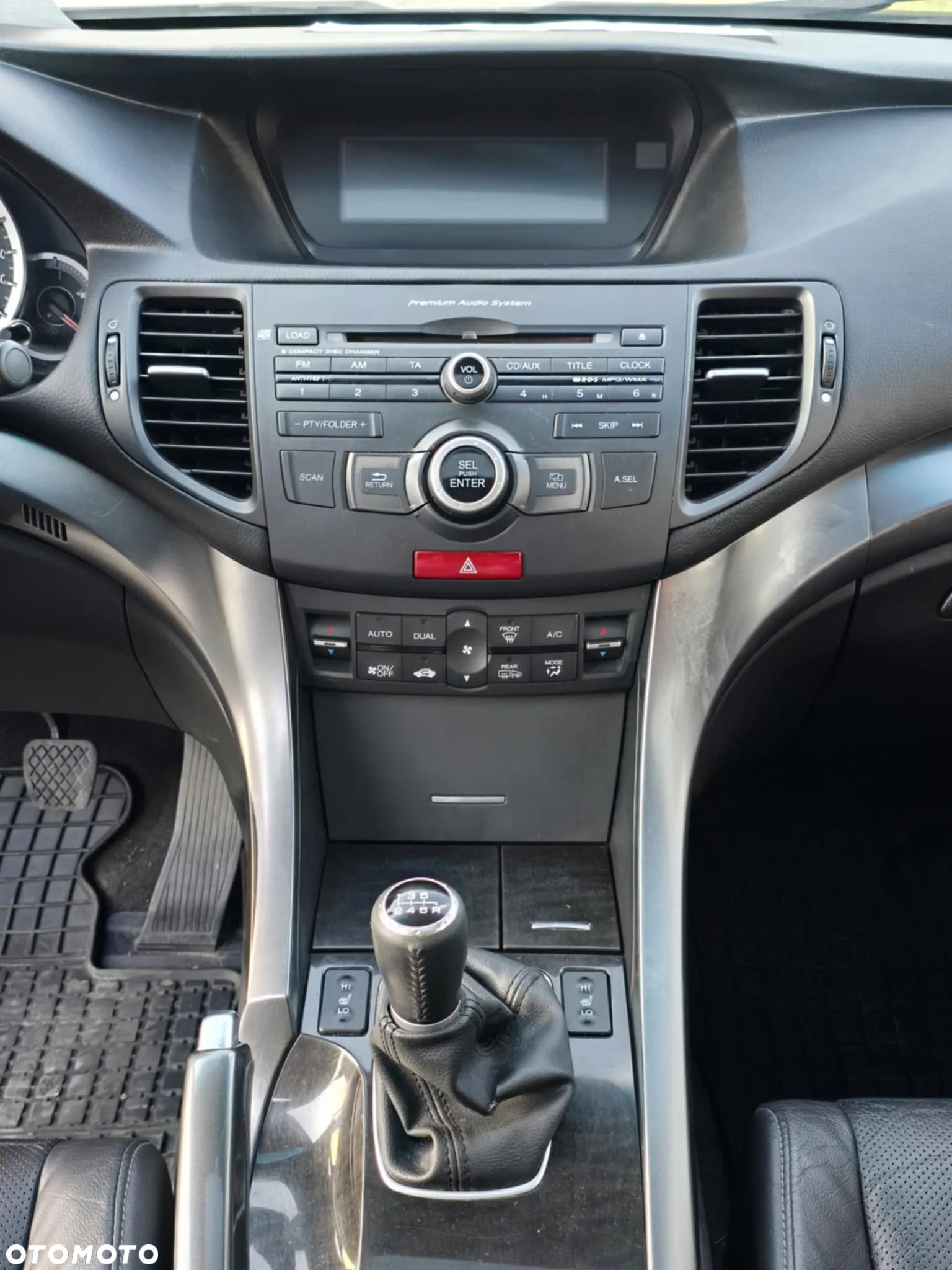 Honda Accord 2.0 Executive - 23