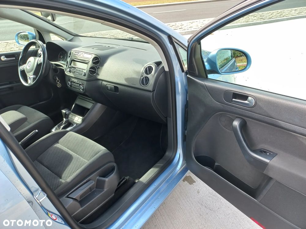 Volkswagen Golf Plus - 17