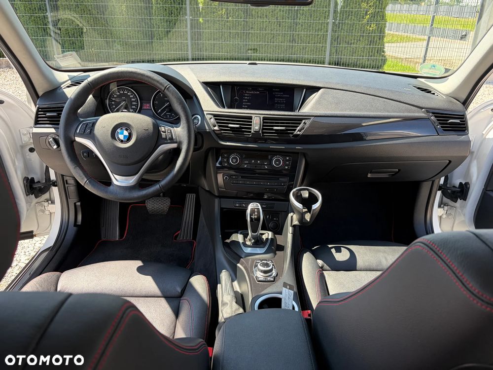 BMW X1 xDrive18d Sport Line - 19