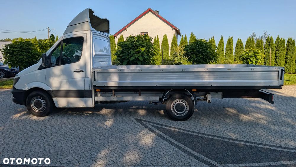 Mercedes-Benz SPRINTER - 18