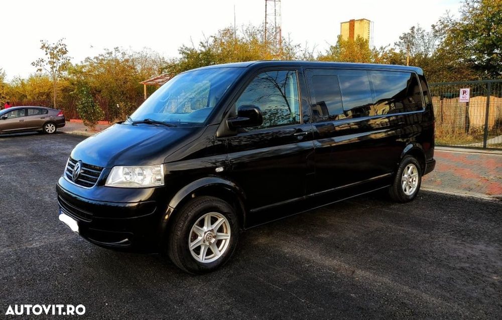 Volkswagen Caravelle - 1