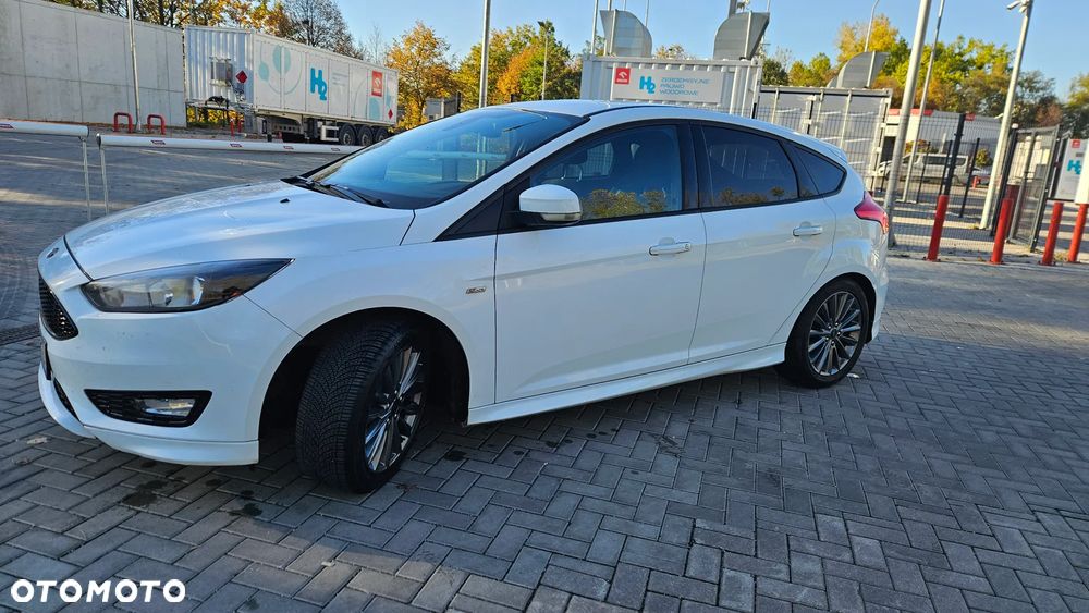 Ford Focus 1.5 EcoBoost ST-Line ASS - 1
