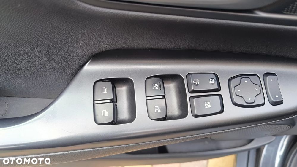 Hyundai Kona 1.6 T-GDI Premium 4WD DCT - 16