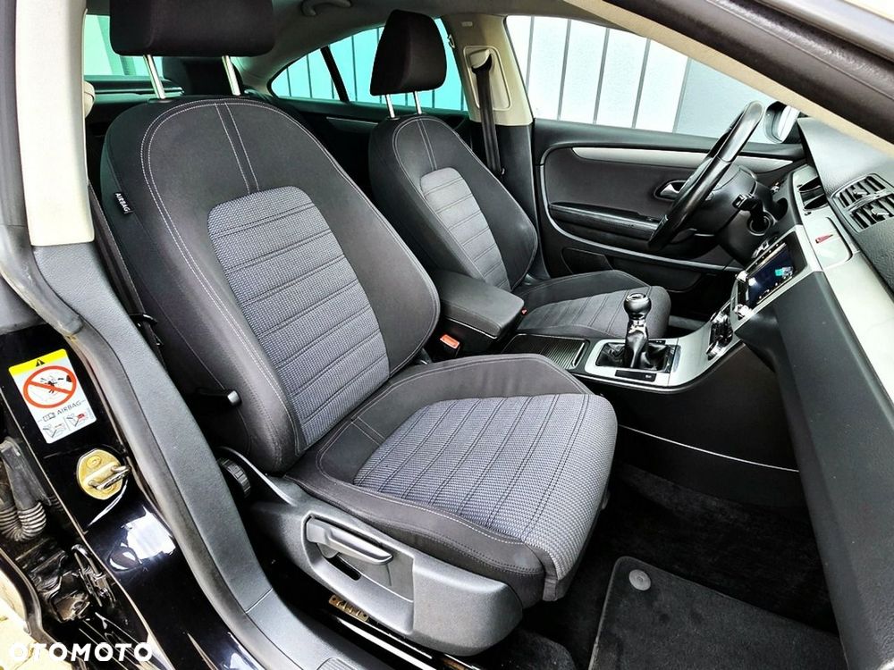 Volkswagen Passat CC 1.8 TSI - 25