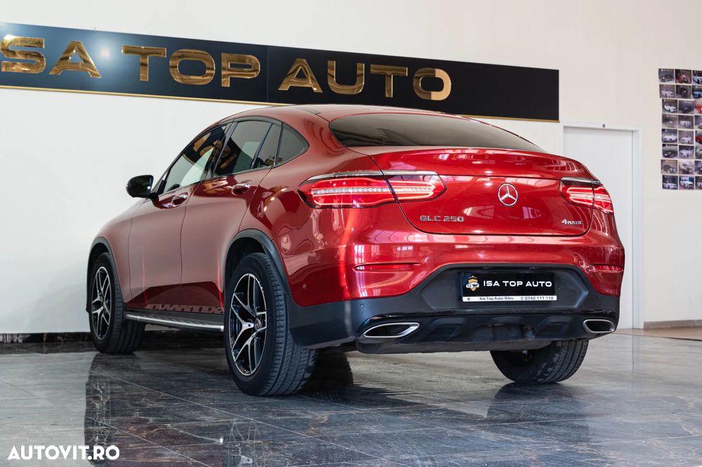 Mercedes-Benz GLC Coupe 250 4Matic 9G-TRONIC AMG Line - 38