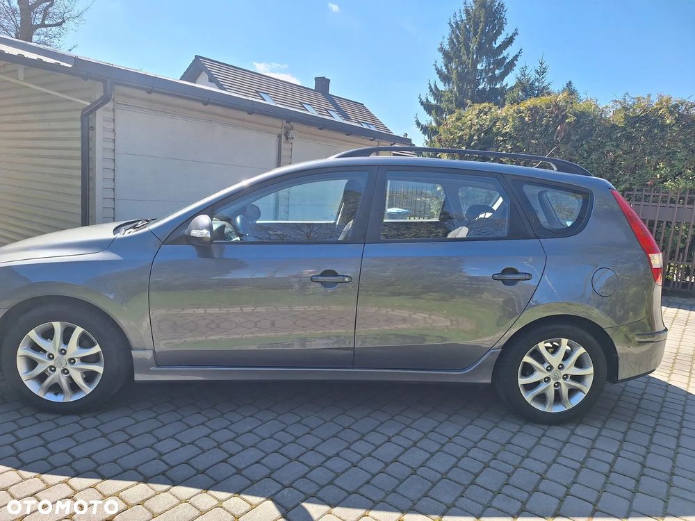 Hyundai i30 i30cw 1.6 CRDi Classic - 2