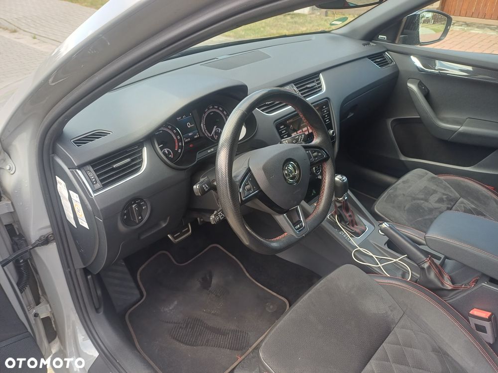 Skoda Octavia 2.0 TDI RS DSG EU6 - 12