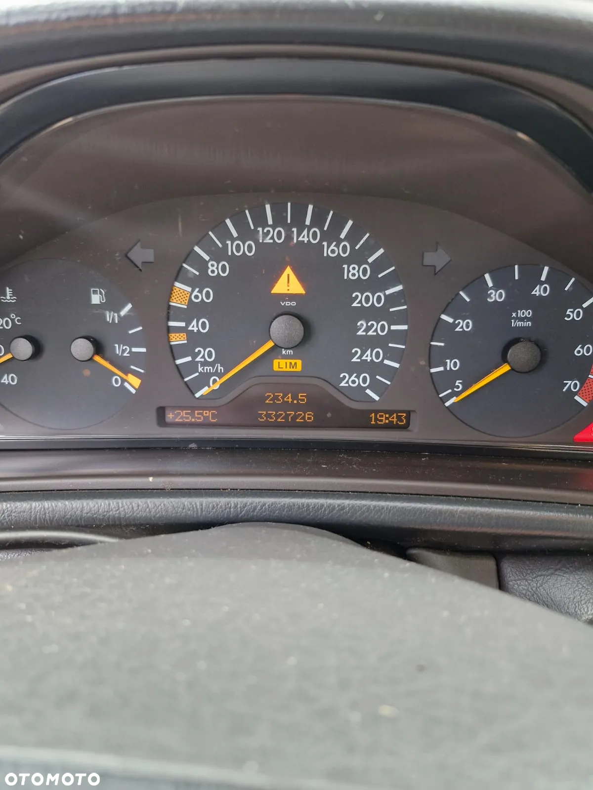 Mercedes-Benz CLK 320 - 11