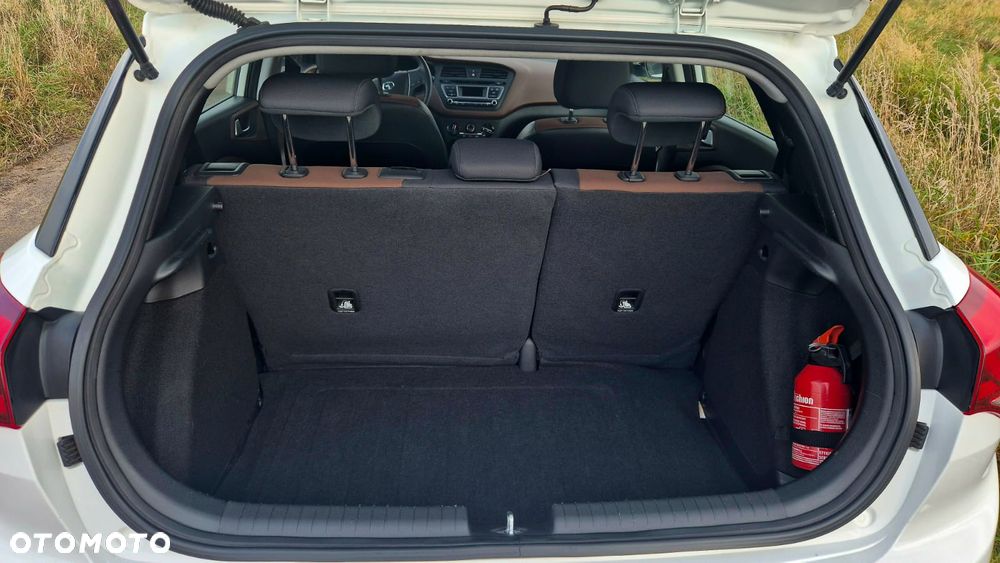 Hyundai i20 1.2 Classic - 16