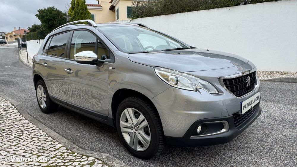 Peugeot 2008 1.2 PureTech Style - 1
