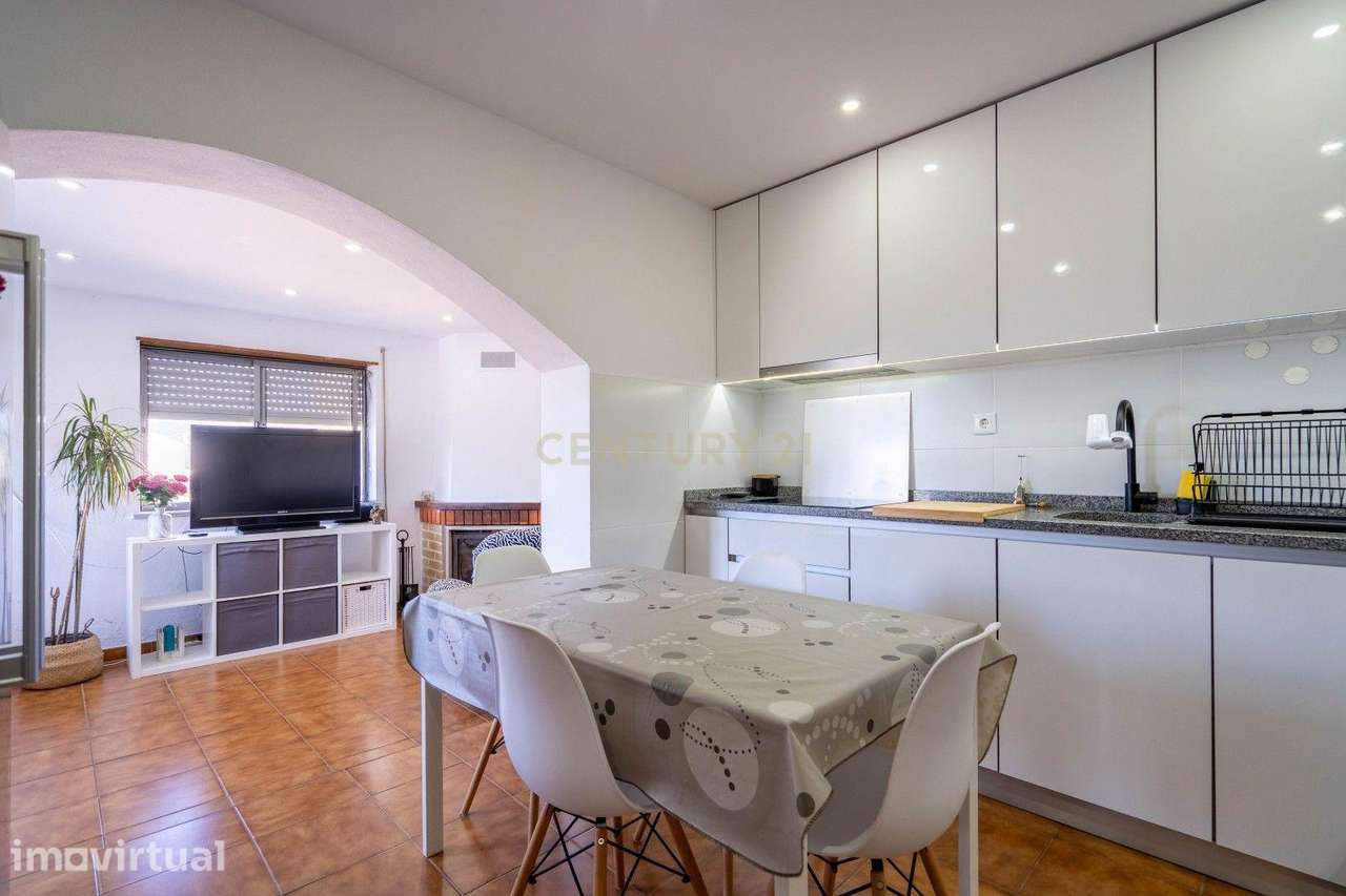 Moradia T5 com Terreno na Lousã – Excelente Oportunidade de Investimen - Grande imagem: 4/41