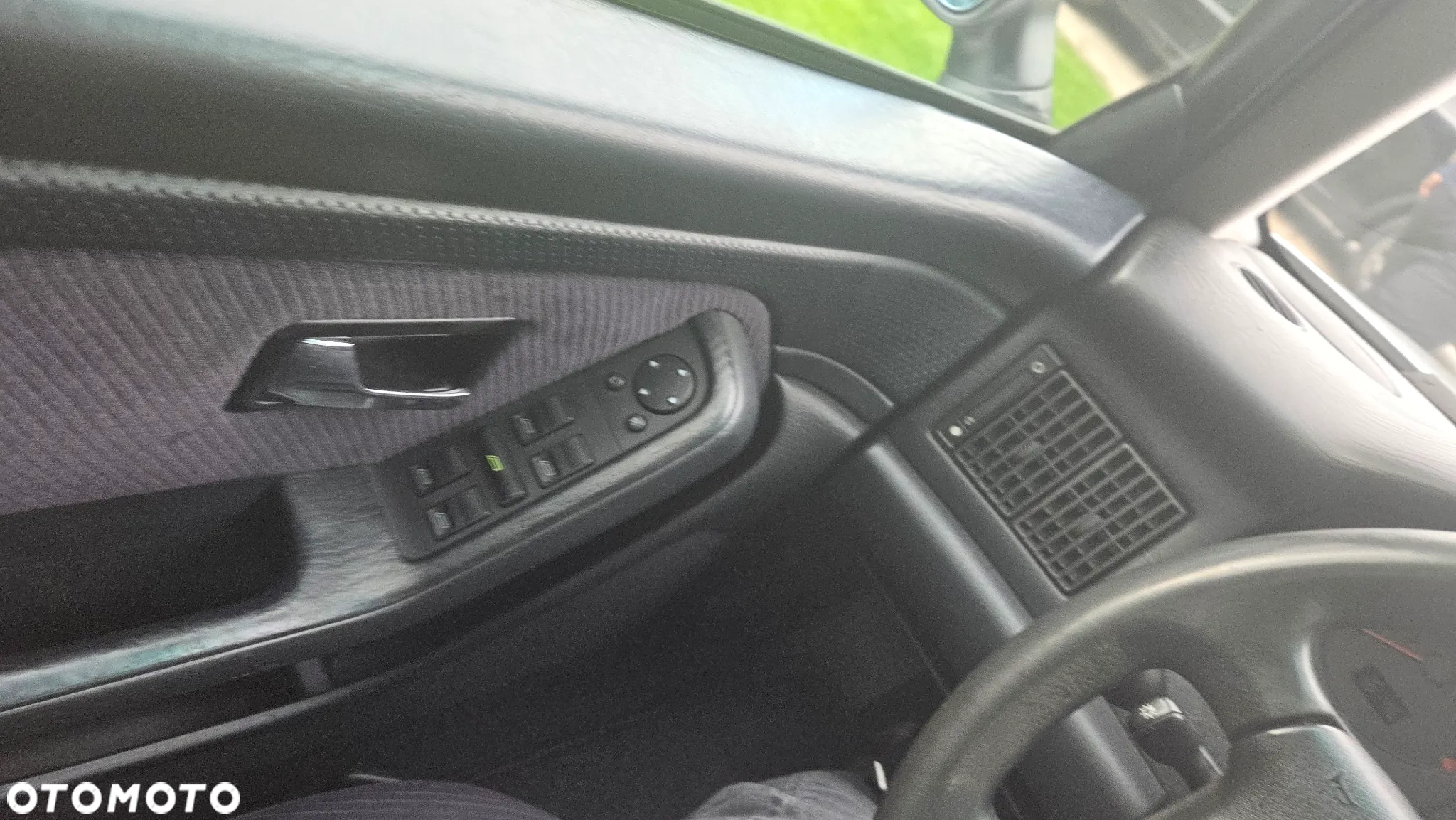 Audi 80 2.0 E - 9