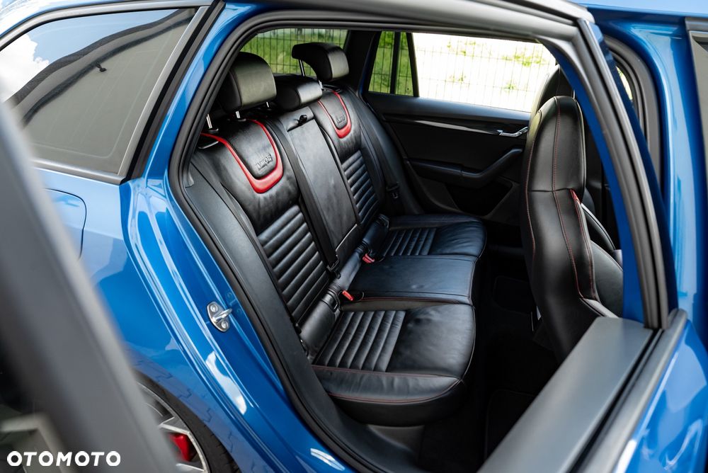 Skoda Octavia 2.0 TSI (Green tec) DSG RS - 20