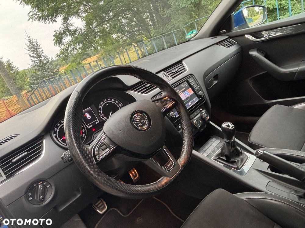 Skoda Octavia 2.0 TDI RS - 5
