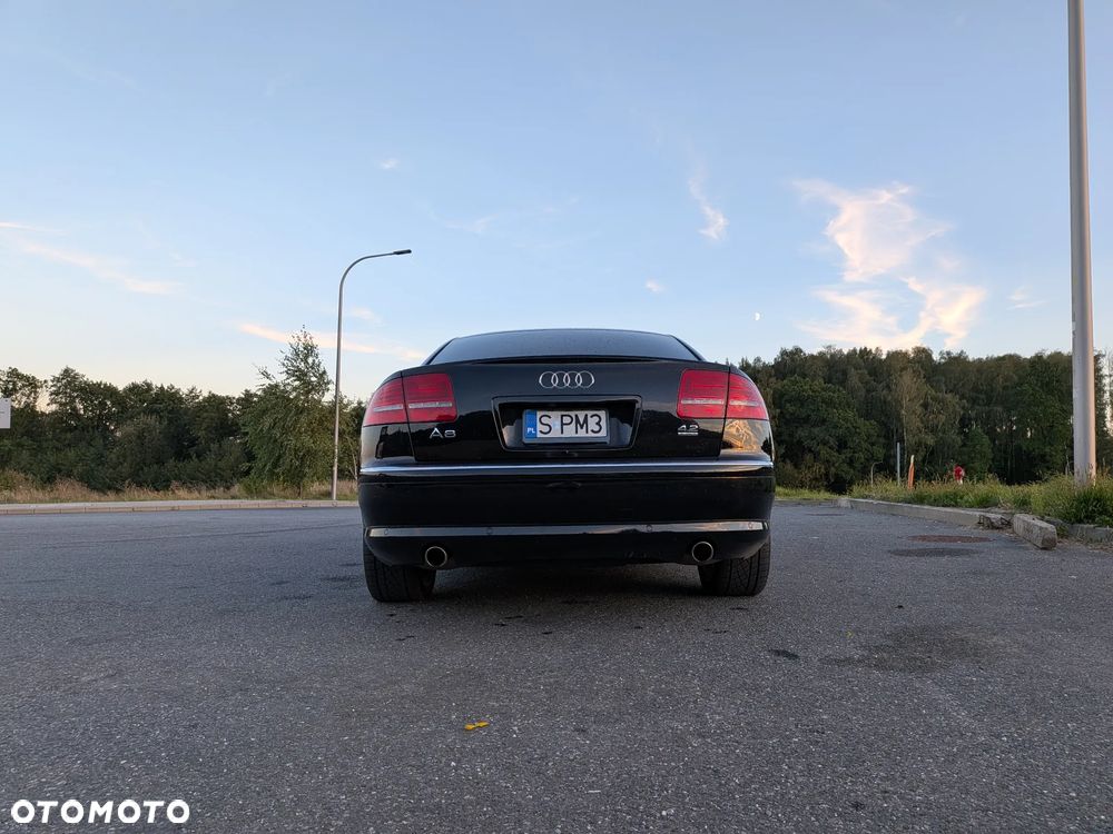 Audi A8 4.2 FSI Quattro - 6