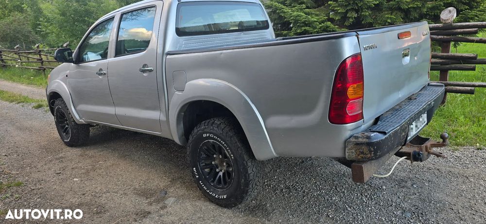 Toyota Hilux 4x4 Double Cab - 4