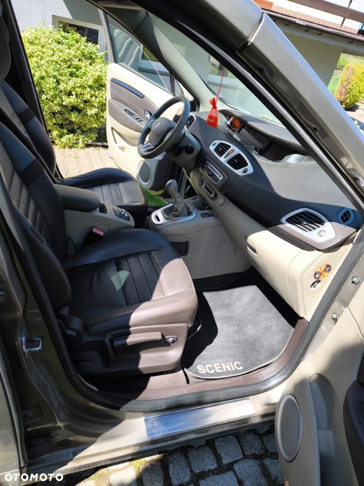 Renault Scenic 1.4 16V TCE Bose Edition - 11