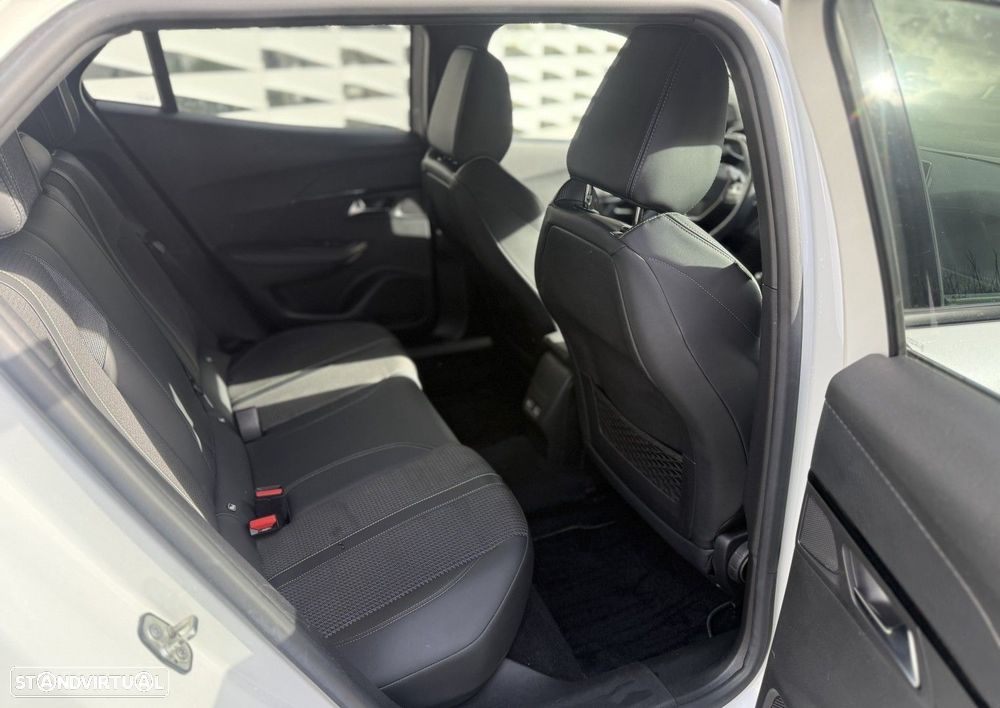 Peugeot 2008 1.5 BlueHDi GT Line - 9