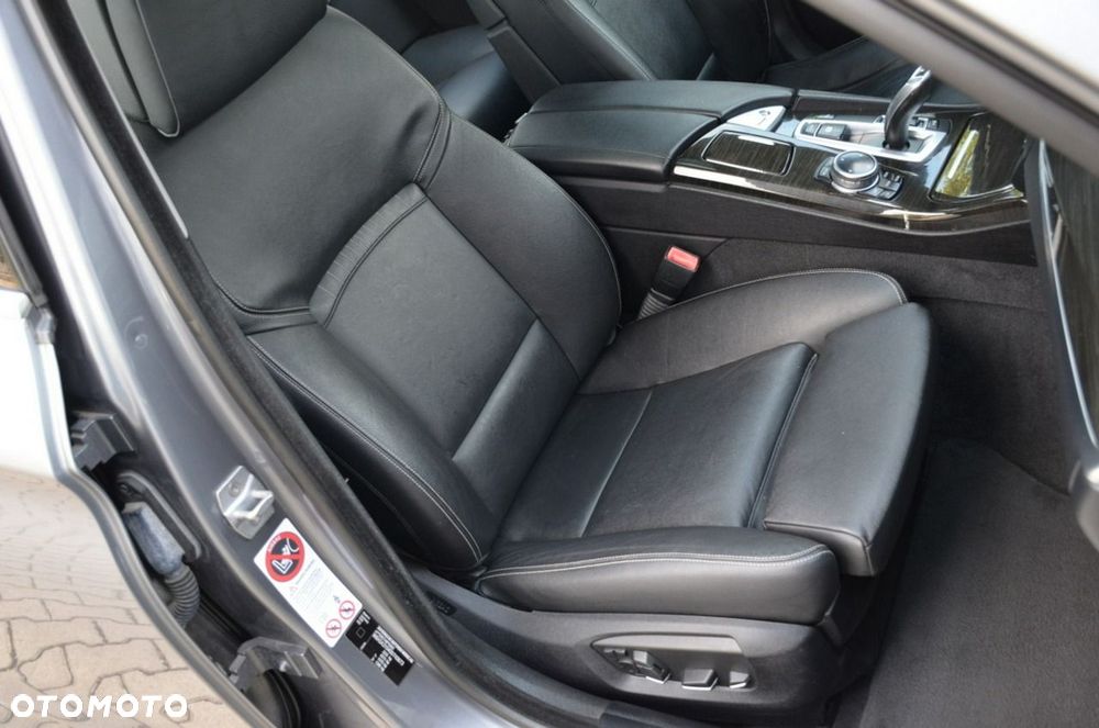 BMW Seria 5 - 30